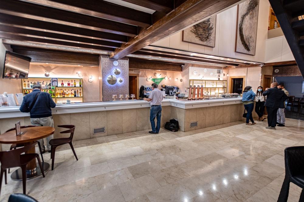 Hotel Castilla Vieja Palencia Eksteriør billede